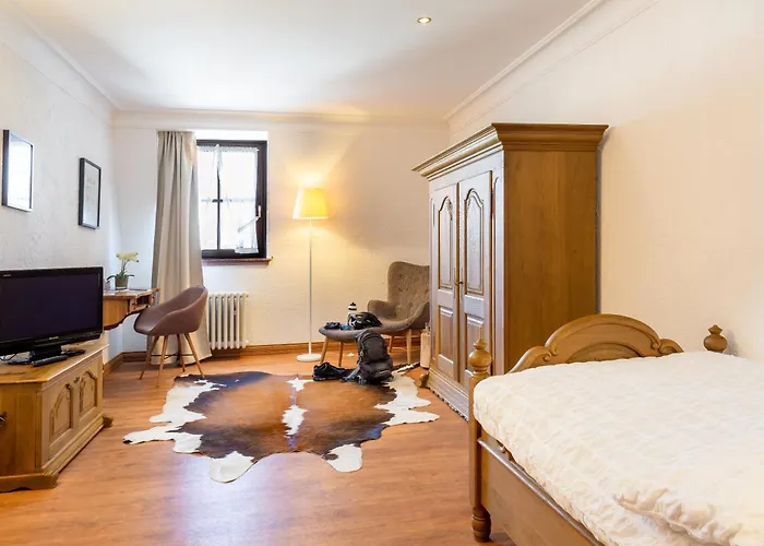 佑蕾娜霍夫酒店 酒店 2*